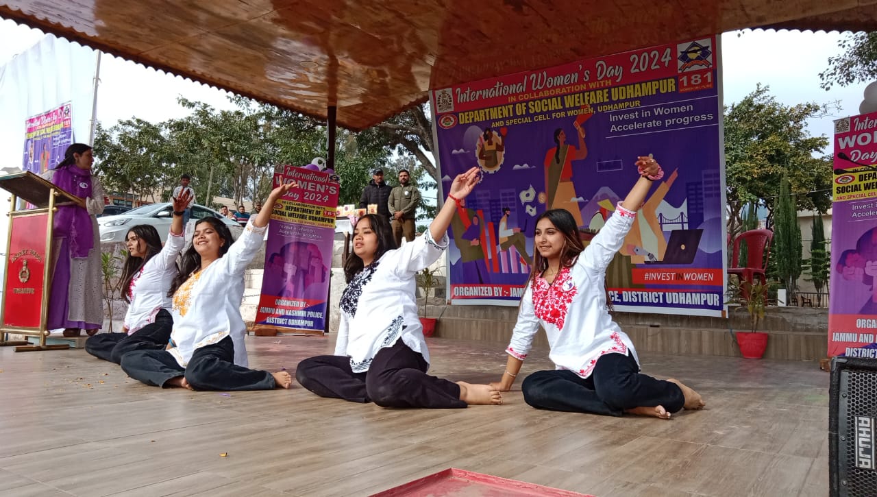 Mesmerizing performance by GCW Udhampur  at International Women’s Day celebration  